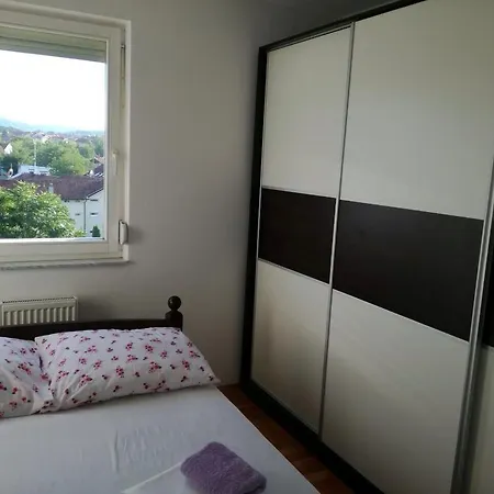 Apartment Apartman Sofi