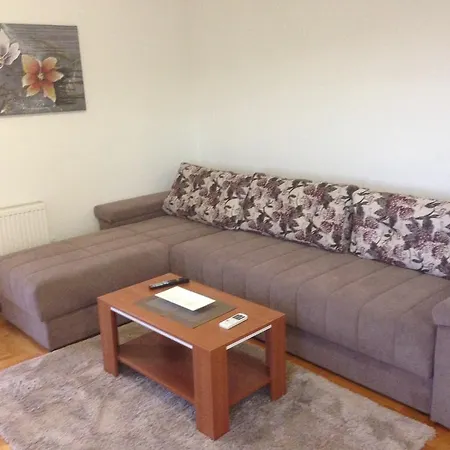Apartment Apartman Sofi *